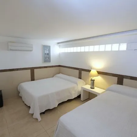 דירה Arquus Hospitalet קמברילס